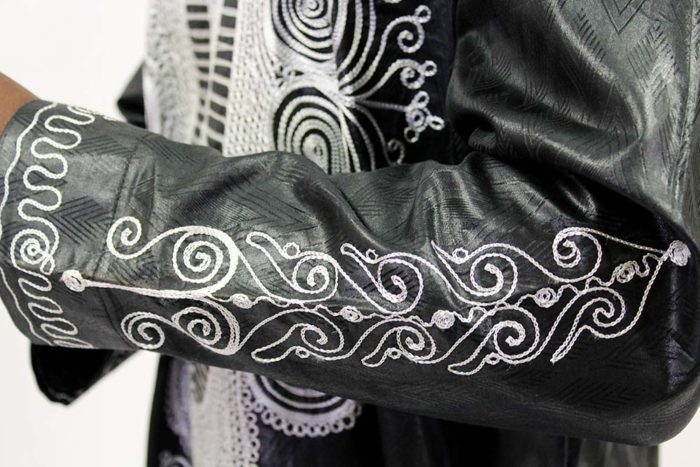 Men's Long Sleeve Dashiki Top With Silver Embroidery - Image 5