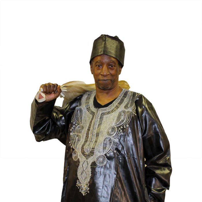 Men's Black And Silver Guinea Brocade Set Size 4XL - Image 4