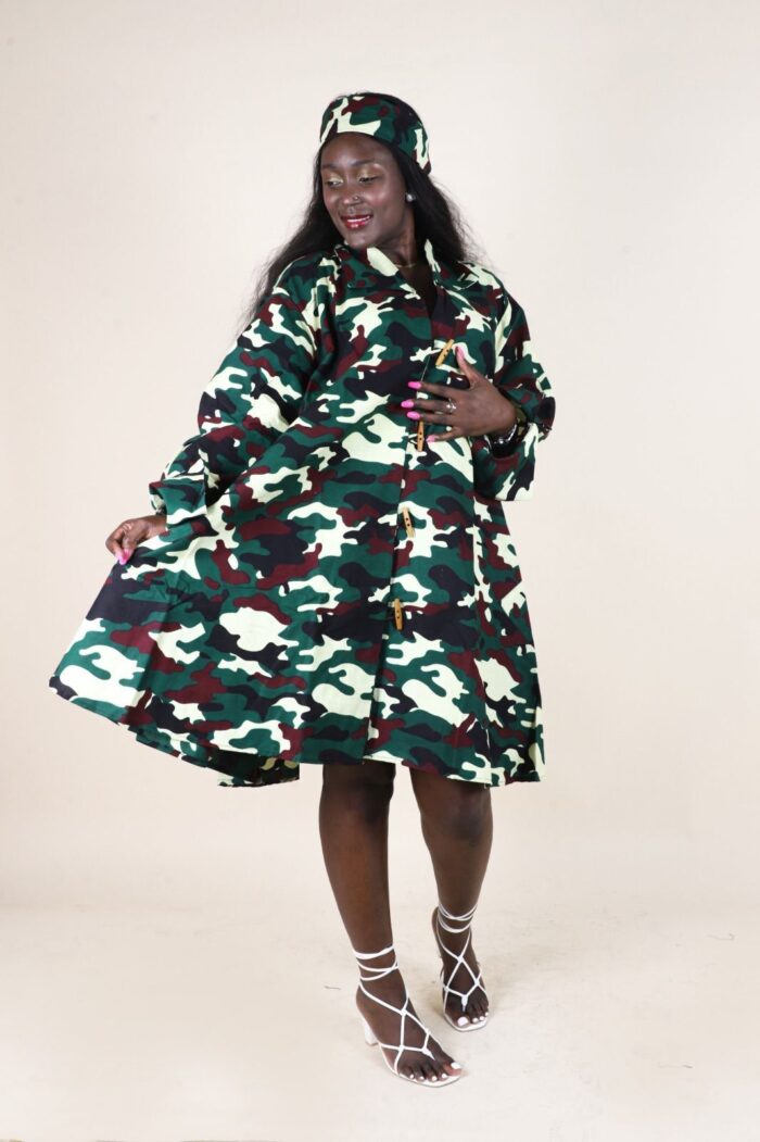 Elegant Smock Dress With Wooden Closures - Image 5